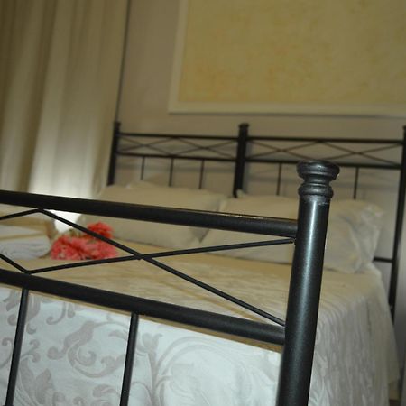 Bed And Breakfast Vecchio Porto CTA Exterior foto