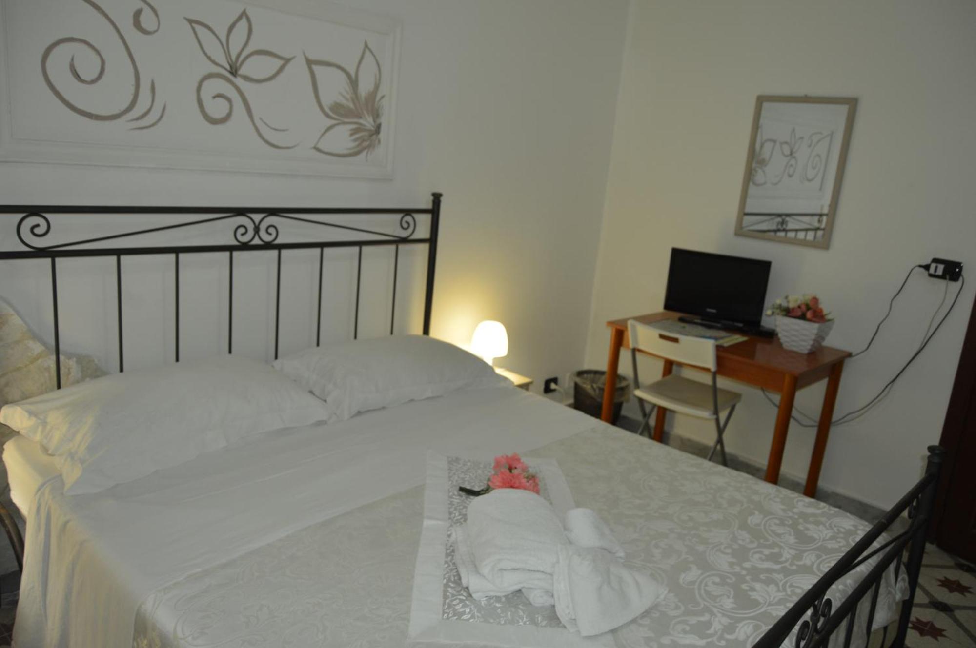 Bed And Breakfast Vecchio Porto CTA Exterior foto